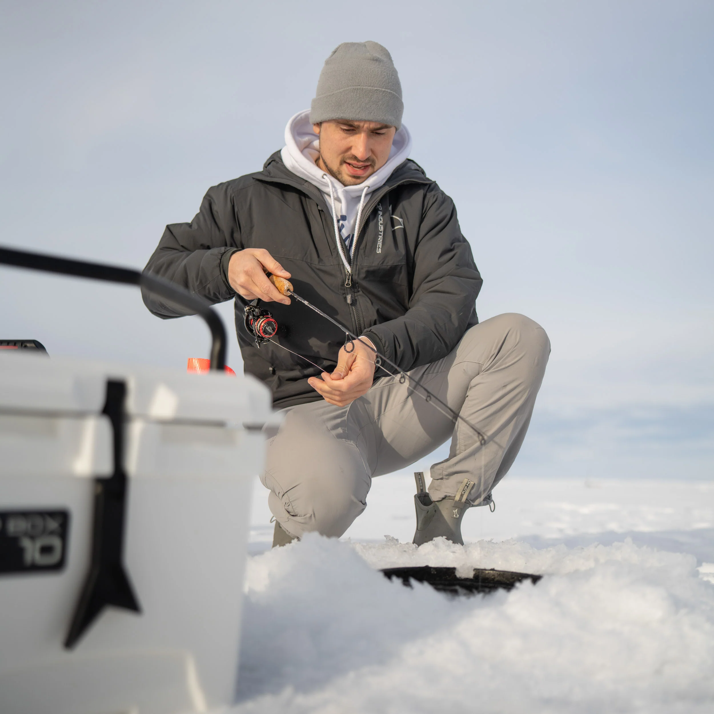 Cloudweight Fishing Jacket - Image 9