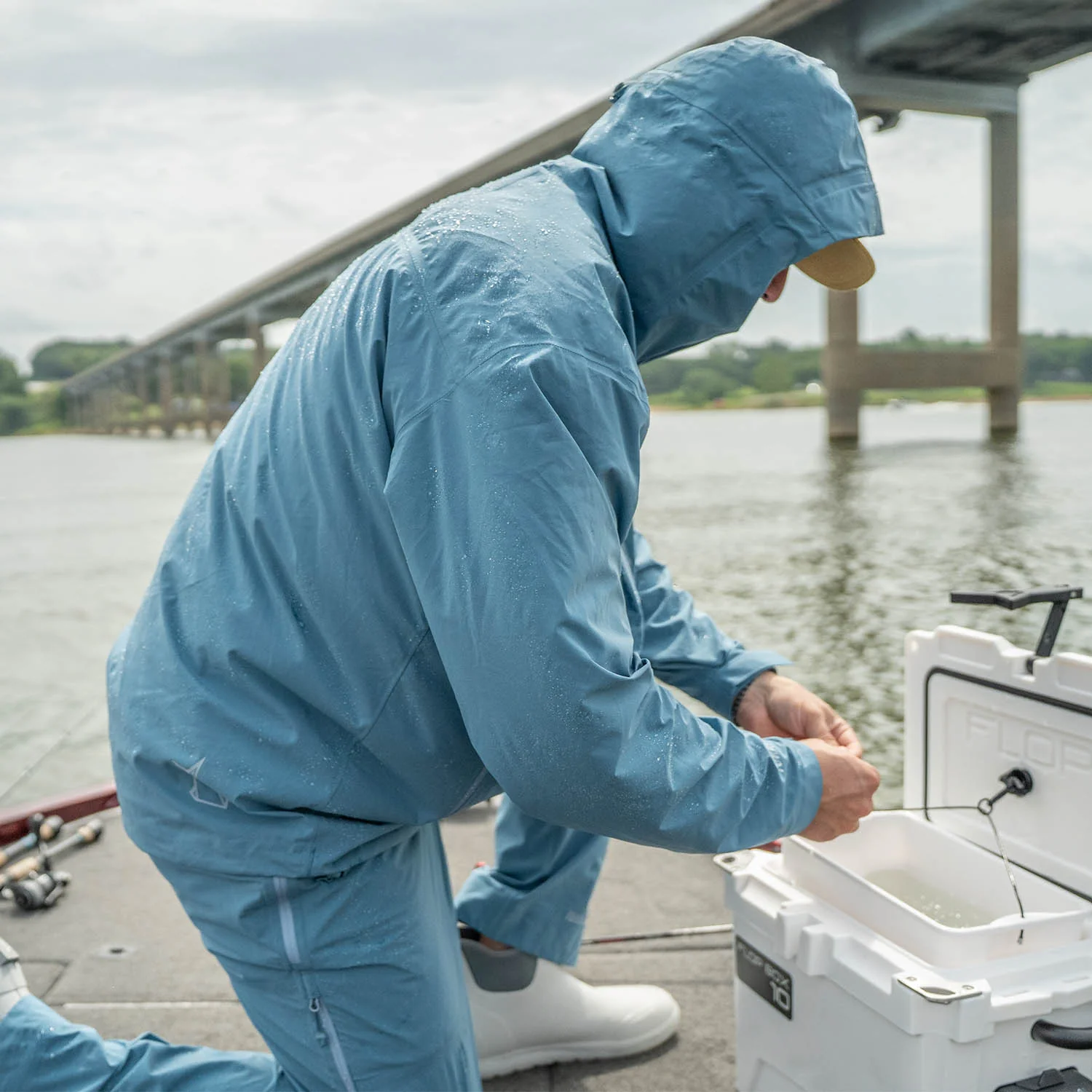 Aqua-Lite Waterproof Fishing Jacket - Image 6